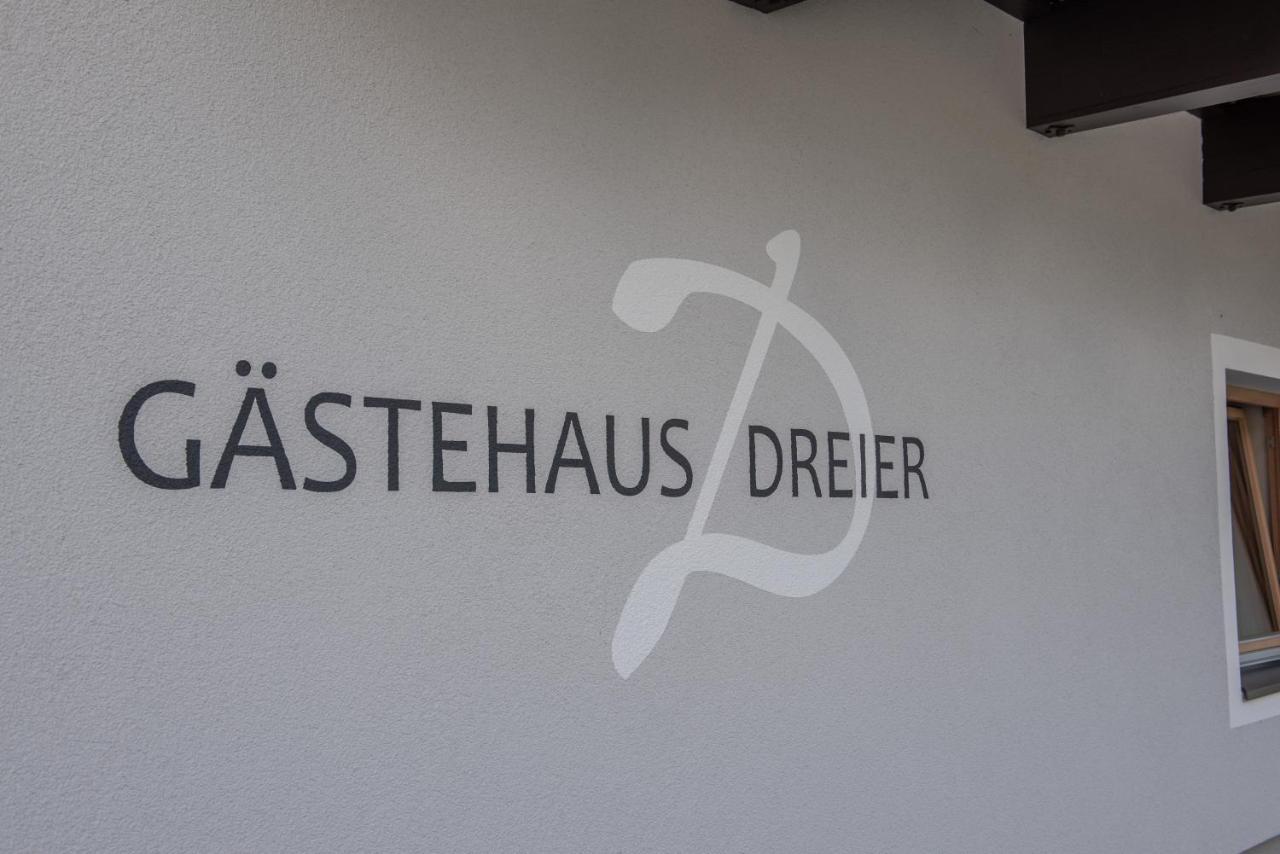 Dreier *
